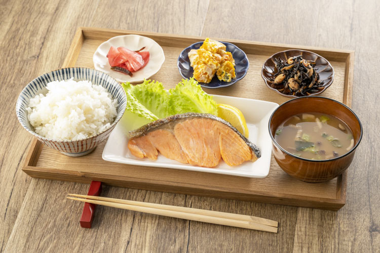 食事のイメージ写真
